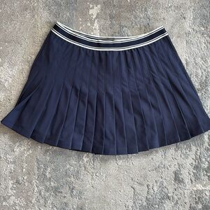 Vineyards vines pleated golf skort